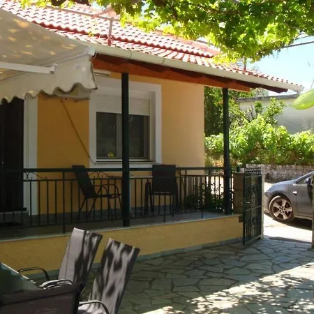 Villa Grapes And Roses Igoumenitsa Esterno foto